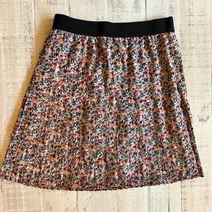 Ann Taylor LOFT floral skirt ~ NWOT ~ medium